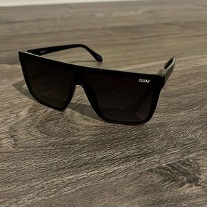 Quay NIGHTFALL Sunglasses | Black | Polarized Lens